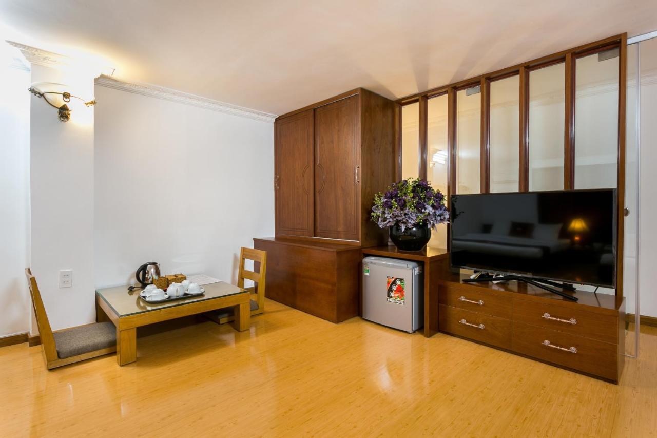 Indochine Ben Thanh Hotel & Apartments Хошимин Экстерьер фото